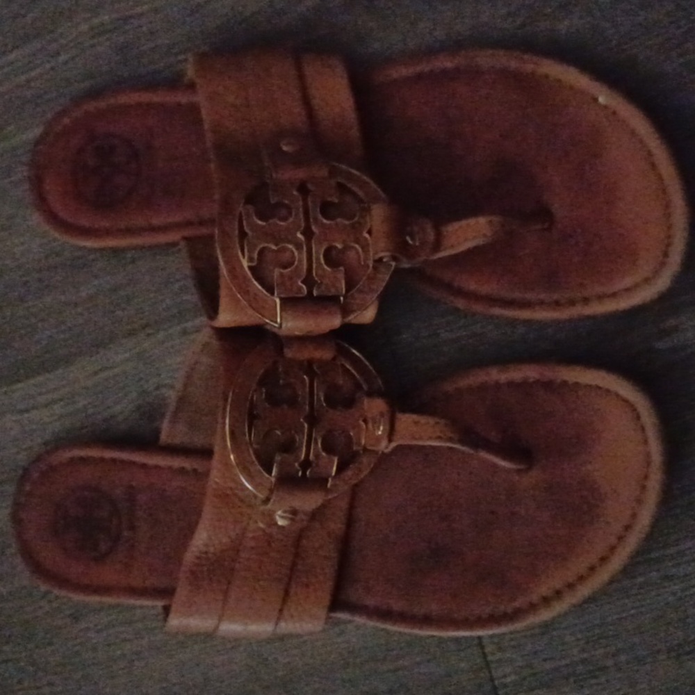 TORY BURCH SANDLES